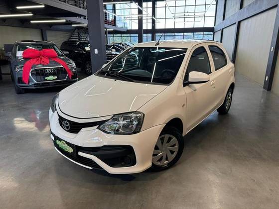 TOYOTA ETIOS 1.3 X 16V FLEX 4P MANUAL